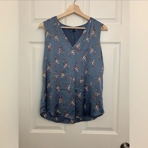 White House Black Market Blouse